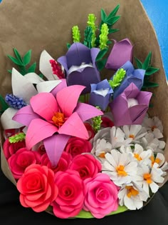 Flores, tulipanes, rosas, lirios, margaritas, colores, regalo Paper Bouquet Diy, Giant Paper Flower Tutorial, Paper Flower Crafts, Paper Bouquet, Paper Flower Bouquet