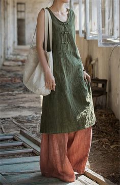 Fabric: 60.5%Linen & 39.5%Cotton Size: One Size Length: 105.00 cm/ 41.34 " Bust: 102.00 cm/ 40.16 " Shoulder: 29.00 cm/ 11.42 " Green Cotton Sleeveless Casual Dress, Casual Green Cotton Sleeveless Dress, Casual Sleeveless Shift Maxi Dress, Green Casual Knee-length Sleeveless Dress, Casual Green Knee-length Sleeveless Dress, Casual Green Sleeveless Knee-length Dress, Green Sleeveless Linen Casual Dress, Casual Sleeveless Linen Dress For Spring, Casual Green Sleeveless Linen Dress