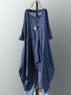 I found this amazing Plaid Long Sleeve O-neck Asymmetrical Dress For Women with US$28.99,and 14 days return or refund guarantee protect to us. --Newchic Long Shirt Tops, Asymmetrical Shirt, Sundress Casual, Sukienki Plus Size, Split Hem Dress, Asymmetrical Midi Dress, Vintage Midi Dresses, Mid Calf Dresses