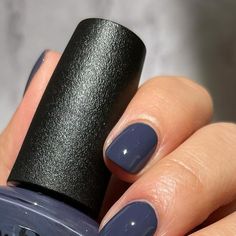 Larissa on Instagram: "It’s honestly kinda disrespectful if Fall goes by and I don’t wear “Less Is Norse” by @opi at least once 😜😎  Scroll to see it in different lighting ✔️  #opi #opilessisnorse #fallnails #opinails #diynails" Denim Blue Nails Ideas, Opi Winter Nails, Opi Blue Nails, Opi Blue Colors, Opi Dip Nails, Less Is Norse Opi, Blue Nails Fall, Fall Nail Color Ideas, Opi Blue