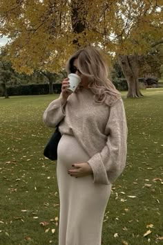 Fall Fashion Outfits Pregnant, Cute Winter Outfits Maternity, Autumn Bump Outfits, Fall 2024 Pregnancy Style, Dress With Sweater Over It Maternity, Cute Pregnancy Fall Outfits, What To Wear When Your Pregnant, Maternity Dress With Sweater Over, Pregnant Women Winter Outfits