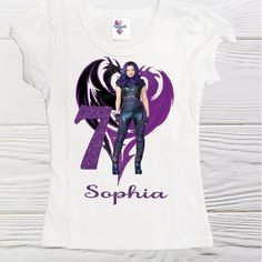 Descendants birthday shirt Popular Disney Movies, Descendants Mal, Mal Descendants, The Descendants, Personalized Birthday Shirts, Birthday Girl Shirt, Faith Shirt, Embroidered Clothes, Handmade Dresses