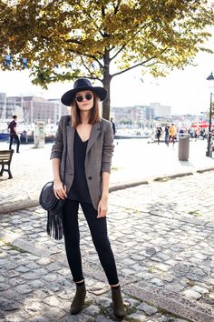 POLIENNE | a personal style diary To Autumn, Moda Paris, Women Fashion Edgy, Elegante Casual, Outfits With Hats, Black Hat, Boho Summer, Fall 2018, Summer Trends