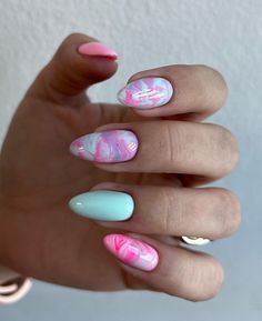 29 Summer Nails 2024: Unveil This Season's Hottest Trends! Biab Nails, Nail 2024, Trend Nails, 2024 Nails, Summer Nail Designs