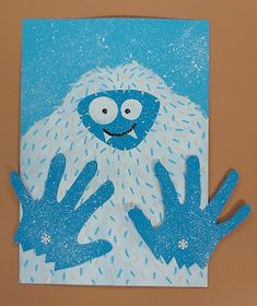 Amiscol: Activités artistiques sur le Yéti Winter Themed Art Projects For Kids, Winter Crafts For Toddlers, January Art, Saint Patricks Day Art, Christmas Art For Kids, Kids Art Studio