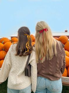 Gilmore Girls Seasons, Hidden Photos, Pumpkin Patch Outfit, Fall Inspo, Fall Photoshoot, Cozy Autumn, Fall Fits