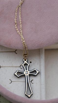 14 Ayar Altin Hac Kolye Ucu Urunlerimiz Kutusu Ve Sertifikali Bir Sekilde Gonderilmektedir. Urunlerimiz El Isciligi Oldugu Icin Gramlarinda +/- %5 Gram Farki Olabilmektedir. Gift Rose Gold Crucifix Cross Necklace, Luxury Cross Necklace As Gift, Luxury Gold Crucifix Cross Necklace, Luxury White Gold Cross Necklace As Gift, Rose Gold Cross Necklace As A Gift, Yellow Gold Pendant Cross Necklace As Gift, Yellow Gold Pendant Cross Necklace For Gift, Yellow Gold Cross Pendant Necklace Gift, Luxury Cross Necklace For Anniversary