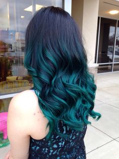 Black And Turquoise Hair, Aqua Hair Color, Blue And Black Braids, Black Braids Hairstyles, Teal Hair Color, Wild Hair Color, Rambut Brunette