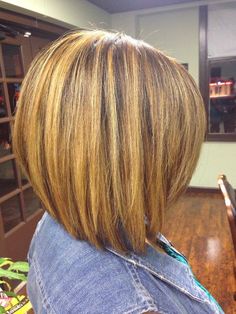 Highlights Bob Haircut Black Women, Highlight Hairstyles, Gold Crowns, Bob Weave, Honey Blonde Hair Color, Blonde Bob Hairstyles, Dark Hair With Highlights