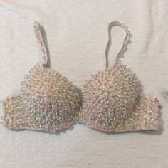 New With Tag Never Worn White Sequin And Beaded Bra Embellished Bra Size L Fits A 34b-34d Removable Straps Comes With Extra Sequins Great To Wear For Edc, Edm Fests, Festivals, Halloween Etc Embellished Bra, Beaded Bra, Rave Bra, Sleep Wear, Oh Yes, Corsets, White Silver, Bra Sizes, Women's Intimates