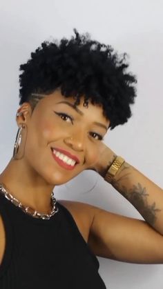 Tapered Fade, Natural Tapered Cut, Cabelo Black, Natural Hair Twa, Short Afro Hairstyles, Fade Cut, Twa Hairstyles, High Ponytail Hairstyles