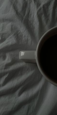 напитки, кофе, коктейль, эстетика, вкусно, drink, coffee, cocktail, delicious, aesthetics Zestaw Ikon, Minimalist Photos, White Sheets, Classy Aesthetic, 背景 シンプル, Aesthetic Coffee, Aesthetic Desktop Wallpaper