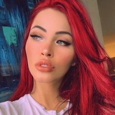 Makeup Looks Red Hair, Makeup Looks Red, Ariel Hair, Straight Lace Front Wig, Red Hair Inspo, American Hairstyles, Bright Red Hair, Red Wigs, Straight Lace Front Wigs