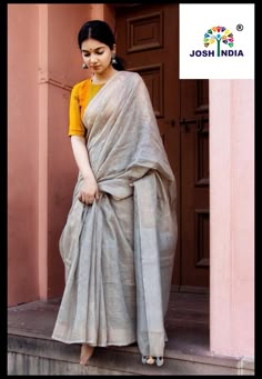 Cl Fashion, Saree Blouse Styles, Saree Blouses Designs, Saree Wearing Styles, Simple Saree Designs, Indian Sari Dress, Cotton Saree Blouse Designs, Cotton Saree Blouse, Blouses Designs