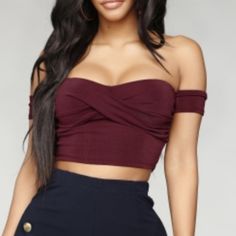 Fashion Nova Crop Top, Tagged As L But Fits Better As A M. Not Recommended For Bigger Busts Flirty Crop Top For Date Night, Flirty Summer Tops For Going Out, Flirty Off-shoulder Top For Date Night, Flirty Cropped Top For Date Night, Summer Going Out Crop Tops, Stretch Crop Top For Going Out, Casual Cropped Tops For Going Out, Casual Crop Top For Date Night, Trendy Short Sleeve Tops For Going Out