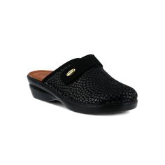 Step up your style in these Merula mules from Flexus by Spring Step.SHOE FEATURESTextured accentsTraction soleSHOE CONSTRUCTIONFabric upperTextile liningManmade outsoleSHOE DETAILSRound toeSlip onPadded footbed1.75-in. heel Size: 41. Color: Black. Gender: female. Age Group: adult. Spring Step Shoes, Women's Mules, Womens Mules, Sole Shoes, Spring Shoes, Shoe Size Chart, Step Up, Style Guides, Gender Female