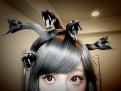 Terrible hairstyle Medusa Hair, Kyary Pamyu Pamyu, Snake Hair, Fantasy Hair, Fx Makeup, Hair Shows, Crazy Hair Days, Halloween Hair, Costume Makeup