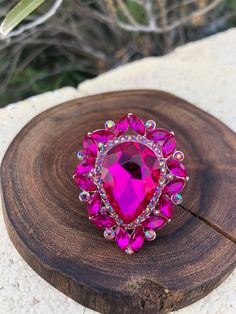 Fuchsia stretch ring Party Crystal Ring With Bling, Glamorous Party Crystal Ring, Pink Rings For Party, Pink Rhinestone Party Rings, Pink Party Rings With Rhinestones, Elegant Pink Crystal Ring For Party, Pink Rhinestone Rings For Gifts, Pink Rhinestone Wedding Rings, Bridal Jewellry