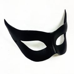 Black Leather Mask  Catwoman Batgirl Batman by ReliableLeather Cheap Fitted Black Costume, Batgirl Face Mask, Purple Catwoman Mask, Black Leather Bunny Mask, Superhero Mask Black, Batman Woman Costume Batgirl, Batwomen Mask, Cat Woman Batman Costume, Catwoman Masks