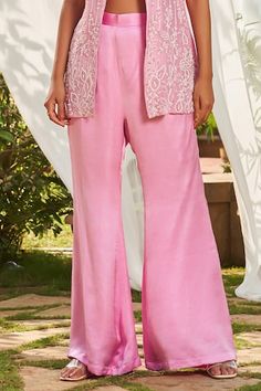 Pink jacket featuring sequin and cutdana floral embroidery. Paired with a padded blouse and relaxed fit pant., Fit: Relaxed Padded Blouse, Pant Sets, Pink Pants, Silk Organza, Pink Jacket, Pink Sequin, Embroidered Jacket, Pink Silk, Pant Set