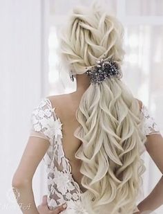 Formal Hair Down Medium, Formal Hair Down, Hairstyles Fancy, Couture Dior, Formal Hair, Pinterest Hair, Hair Down, Long Hairstyles, Hair Art