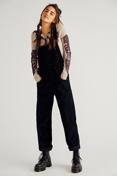 A corduroy version of our favorite Ziggy Overalls, featured in a classic bib-and-brace silhouette with tapered legs and relaxed, slouchy fit. * Functional bib pocket * Side and back pockets * Adjustable straps * Side button closures | We The Free Ziggy Cord Overalls at Free People in Black, Size: XS Black Overalls Outfit Fall, Overalls Outfit Fall, Ziggy Overalls, Black Overalls Outfit, Barista Outfits, Cord Overalls, Tomboy Femme, Overalls Outfit, Corduroy Overalls