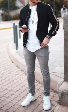 Urban Style Outfits Men, Suited Men, Classy Suits, Urban Style Outfits, Men Bracelet, Ring Men