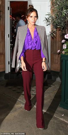 Burgundy Trousers, Maroon Pants, Private Dinner, Victoria Beckham Outfits, Victoria Beckham Style, Trouser Outfit, Kids Head, Purple Pants, Ruffled Blouse