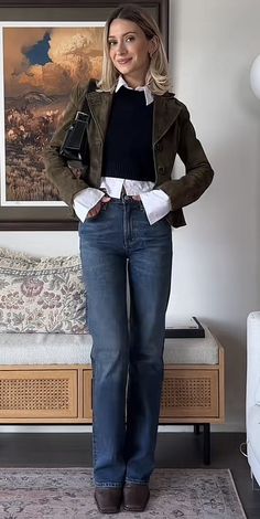 Aesthetic 2025, Thrift Outfit, Thrift Board, Diverse Fashion, Capsule Closet, Aesthetic Retro, 2025 Fashion, Fall Fit