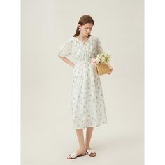 Embrace elegance and comfort with our Summer Floral Embroidery Midi Dress, perfect for the modern woman who loves to combine style with ease. Featuring intricate floral embroidery and a flattering empire waist, this dress is your new go-to for a variety of occasions, from office meetings to weekend getaways. Product Features Fabric Composition: Crafted from a blend of 57.4% Polyester and 42.6% Acetate, offering a smooth, lightweight feel. Design: Exquisite floral embroidery adorns this A-line si Sleeves For Women, Office Fashion Women, Sophisticated Dress, Versatile Dresses, Summer Floral, Lantern Sleeves, Office Ladies, Weekend Getaways, Empire Waist