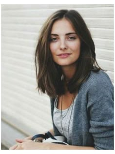 Brunette Bob Haircut, Brunette Bob, Lob Haircut, Shoulder Length Hair Cuts, Long Bob Hairstyles, Medium Hair Cuts, Shoulder Length Hair, Haircut Ideas, Trendy Hairstyles