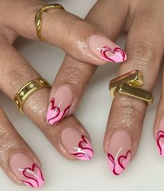 Wiggle Nail Art, Nail Art Freestyle, Nail Ideas Maximalist, Heart Design Nail Art, Maximalist Nails, Gel Toe Nails, Acrylic Toe Nails, Romantic Nails