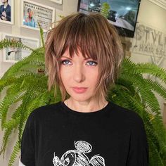 Short Bangs 2023, Short 2023 Haircuts, Angled Bob Bangs, Short Edgy Bob With Bangs, Inverted Shaggy Bob With Bangs, Back View Of Short Shag Haircut, Shaggy Bob Fine Hair, Shaggy Crop Hair, Short Layered Hair With Bangs Choppy