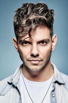 Short Sides Haircut, Reaction Faces, Side Haircut, Mens Hairstyles With Beard, Tapered Sides, Hot Haircuts, Traditional Hairstyle