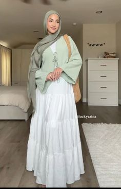 Modest Outfits Muslim Casual, Muslim Fashion Summer, Muslim Fashion Dress Simple, Modest Outfits Muslim, Capsule Wardrobe Casual, Skirt Outfits Summer