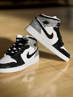 Grey&Black Rhinestones Custom Air Jordan 1 – unitecustom Bedazzled Jordan Ones, Custom Jordan 1s, Rhinestone Nike Shoes, Dream Shoes Jordans, Cute Jordans For Women, Cute Sneakers Nike, Swag Outfits For Women, Baddie Shoes Sneakers, Jordans For Women