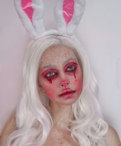 Scary White Rabbit Costume, Scary Animal Costumes, Scary Rabbit Costume, Scary Rabbit Makeup, Creepy Bunny Makeup, Killer Bunny Makeup, Creepy Bunny Costume, Evil Bunny Makeup, White Bunny Makeup