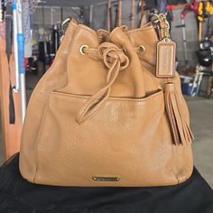 Like New Vintage Preloved No Signs Of Wear. Pebbled Leather Bags Vintage, Bum Bag, Vintage Coach, New Vintage, Pebbled Leather, Coach Bags, Bag Lady, Like New, Signs