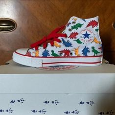 New In Box Primary-Colored Dinosaur White Converse High Tops Size 2 Youth. White High Top Converse, Converse White, Kids Converse, White Converse, Converse High Tops, Converse Shoes, Size 2, Kids Shoes, Converse