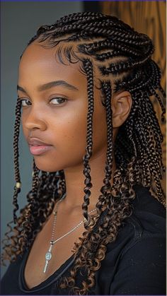 Illuminate your look with these stunning medium knotless braids featuring highlights, adding dimension and depth to your hairstyle. Whether you prefer subtle accents or bold streaks, these braids with highlights offer a vibrant and dynamic aesthetic that's sure to make a statement. Click the pin and follow us for more hair inspiration that shines bright! #Highlights #KnotlessBraids #DimensionalHair #VibrantStyle #HairInspiration Braiding Techniques, Bob Braids Hairstyles, Quick Braided Hairstyles, Box Braid, Short Braids