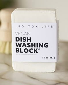 The Dish Block® dishwashing soap is a cleaning powerhouse with a rich, sudsy lather. Cuts stubborn grime and grease on dishes, pots and pans. With added aloe vera to be gentle on your hands. Completely unscented and fragrance-free. You can even use it for cleaning-duty all over your home. Take stains out of laundry, ta Washing Soda Uses, Baking Soda Carpet Cleaner, Baking Soda Carpet, Natural Odor Remover, Baking Soda For Skin, Honey Baking, Uses Of Baking Soda, Uses For Baking Soda, Business Expenses