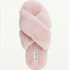 Splendid Criss Cross Slippers S/M Blush Color Nwt Fuzzy Sandals, Fuzzy Slides, Leopard Slippers, Pink Slippers, Shearling Slippers, Slide Slippers, Suede Slippers, Faux Fur Slippers, Fuzzy Slippers