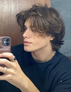 Cool Haircuts For Men Teenage Guys, Wavy Hair Men Aesthetic, Guy Medium Hairstyles, Guys Layered Haircuts, Long Hair With Layers Guys, Guys Flow Hair, Flowy Hairstyles Men, Cute Guy With Mullet, Long Thick Hair Hairstyles Men