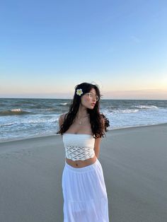 Pose For Vacation Photos, Beach Outfit Ideas Aesthetic, Phuket Outfit Ideas, Boardwalk Pictures, Boardwalk Outfit, Beach Outfits Women Vacation, Pose Mode