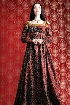 Women In Red, Medieval Gown, Medieval Clothes, Fest Outfits, Fantasy Dresses, Medieval Costume, Medieval Dress, Medieval Clothing, Medieval Fashion