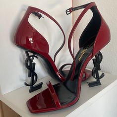 Pretty Heels, Fashion Shoes Heels, Fancy Shoes, Cute Heels