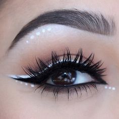 Mekap Mata, Rave Makeup, White Eyeliner, Makeup Eye Looks, Creative Eye Makeup