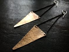 New sharp and modern hammered brass triangles with oxidized sterling silver chain. Big and bold and rustic and still lightweight. So versatile, great with a dress or jeans. Shape measures 1 3/4" long4" long including earwiresterling silver earwires Hammered Jewelry, Brass Hoop Earrings, Hammered Brass, Small Jewelry Box, Triangle Earrings, Large Earrings, Brass Jewelry, Oxidized Sterling Silver, Small Jewelry