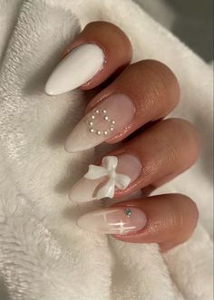 nailnail artalmond nailfrench nail2023 nail Bow Nail Designs, Blush Nails, Pretty Gel Nails, Pearl Nails, White Nail Designs, Soft Nails, Prom Nails, Pretty Acrylic Nails