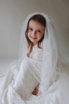 Daughter in mothers wedding dress Daughter In Moms Wedding Dress, Wedding Dress Photo Ideas, Dress Photo Ideas, Mother Wedding, Mother Daughter Photography, Mother Daughter Quotes